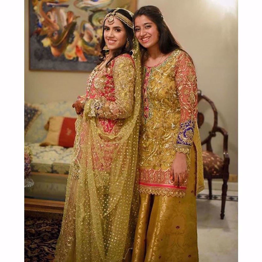 Picture of MISHAL AND RAMSHA SHEIKH TWINNING IN NOMI ANSARI COUTURE